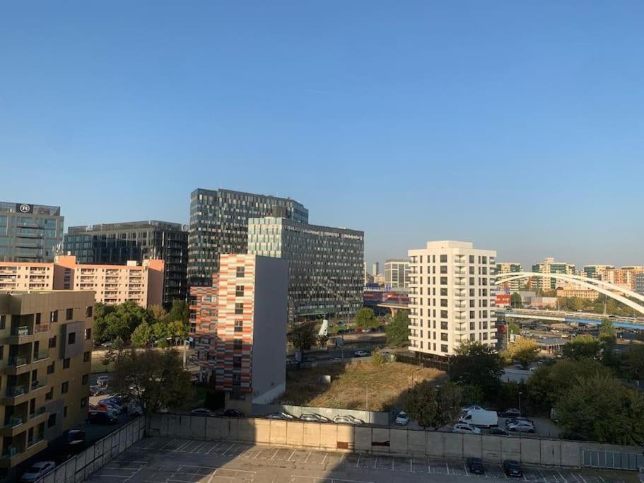Regie Sunset * Bucureşti
